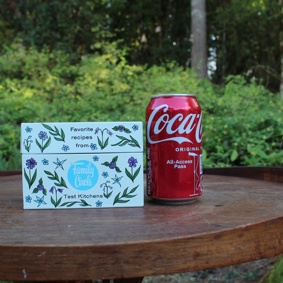 Family Circle Recipe Test floral metal Box  complete with recipes circa 1960 - Picture 10 of 14